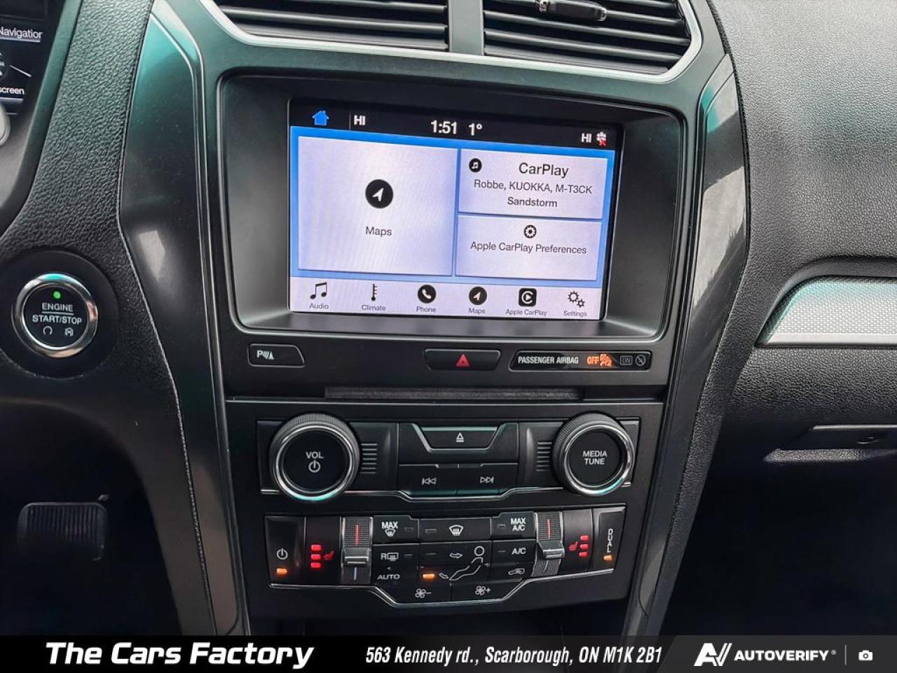 2017 Ford Explorer 4WD XLT Lether/ Apple Carplay / No Accident! Photo