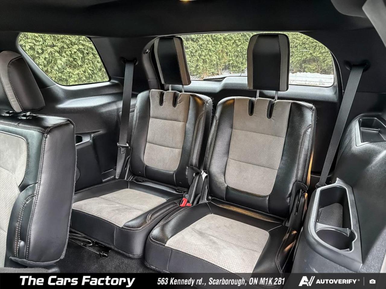 2017 Ford Explorer 4WD XLT Lether/ Apple Carplay / No Accident! Photo