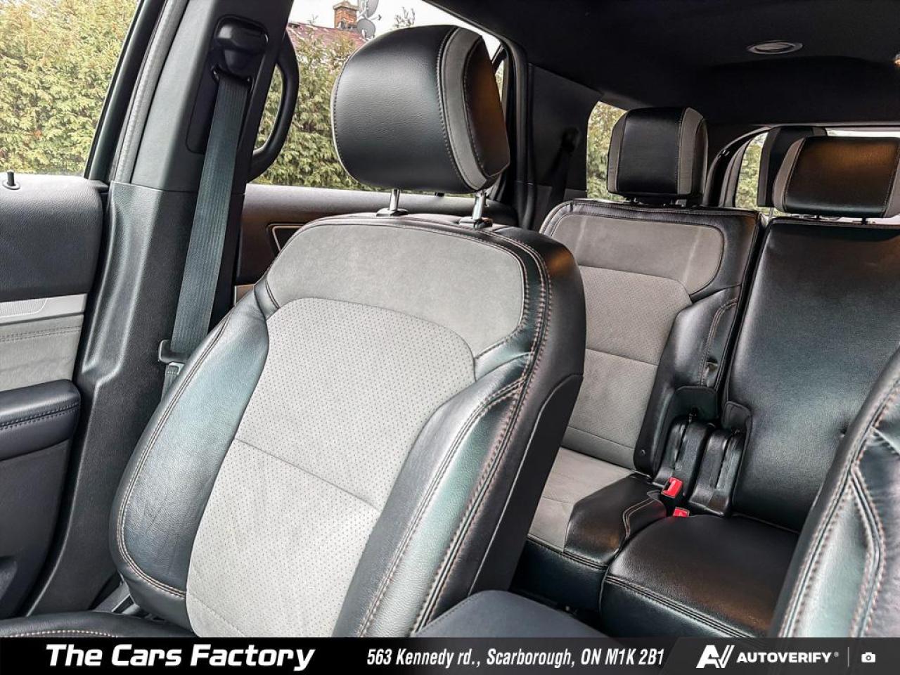 2017 Ford Explorer 4WD XLT Lether/ Apple Carplay / No Accident! Photo