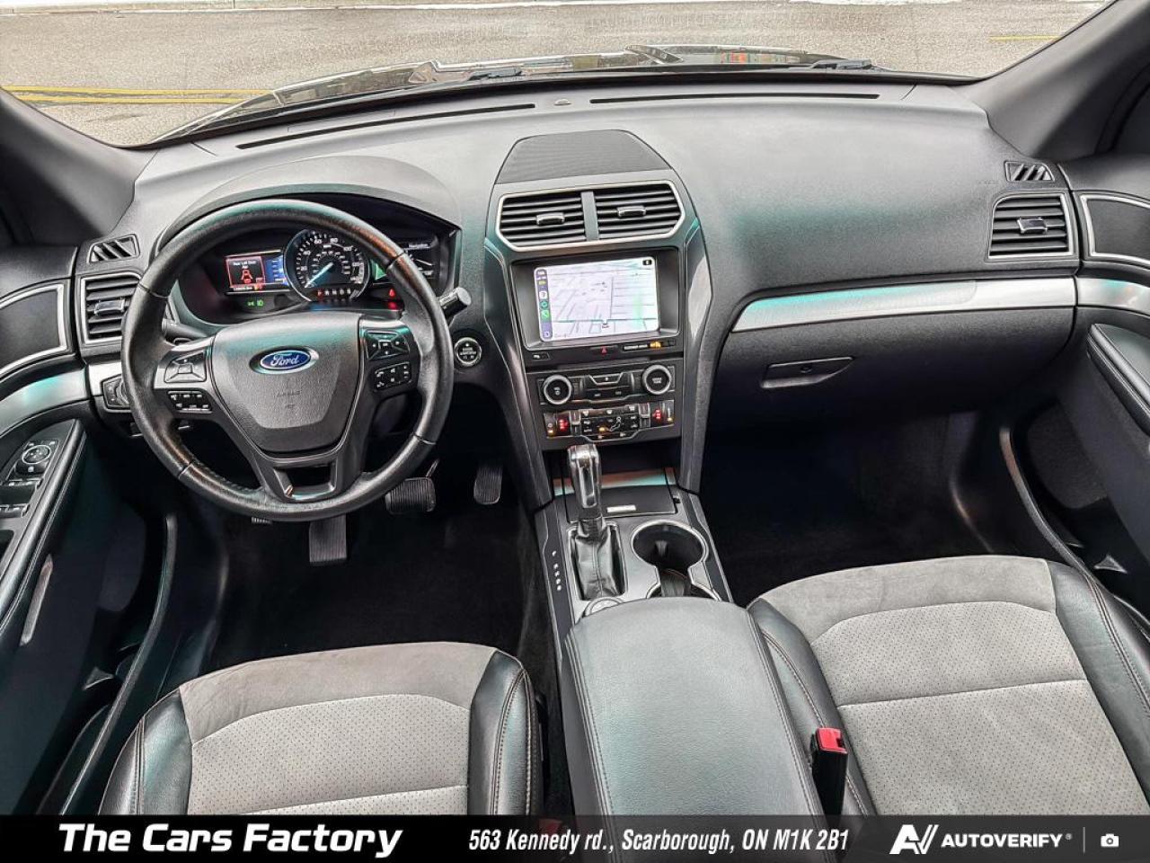 2017 Ford Explorer 4WD XLT Lether/ Apple Carplay / No Accident! Photo