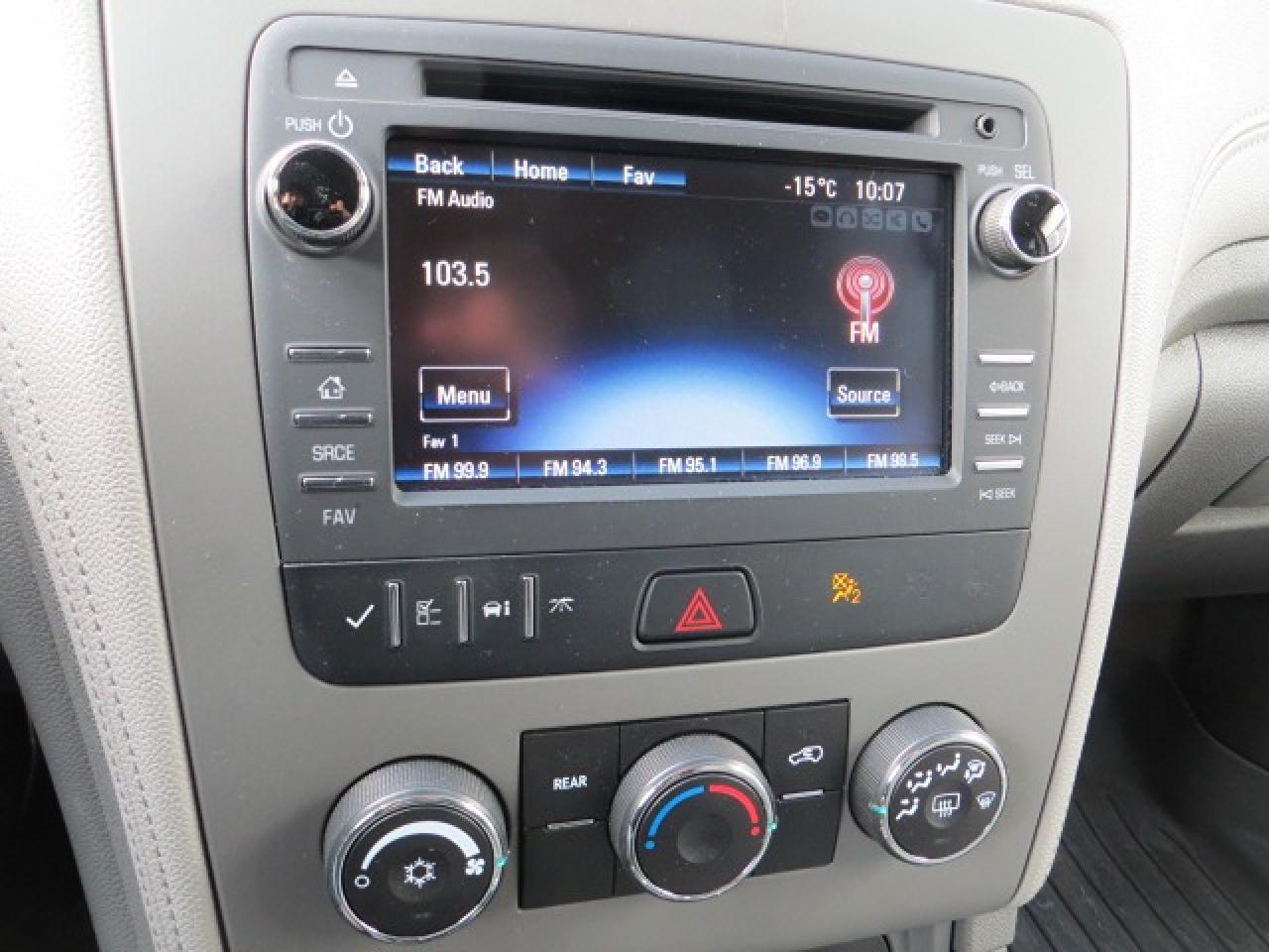 2017 Chevrolet Traverse CERTIFIED, 4WD, 8 PASSENGERS, ONLY 78,000KM Photo