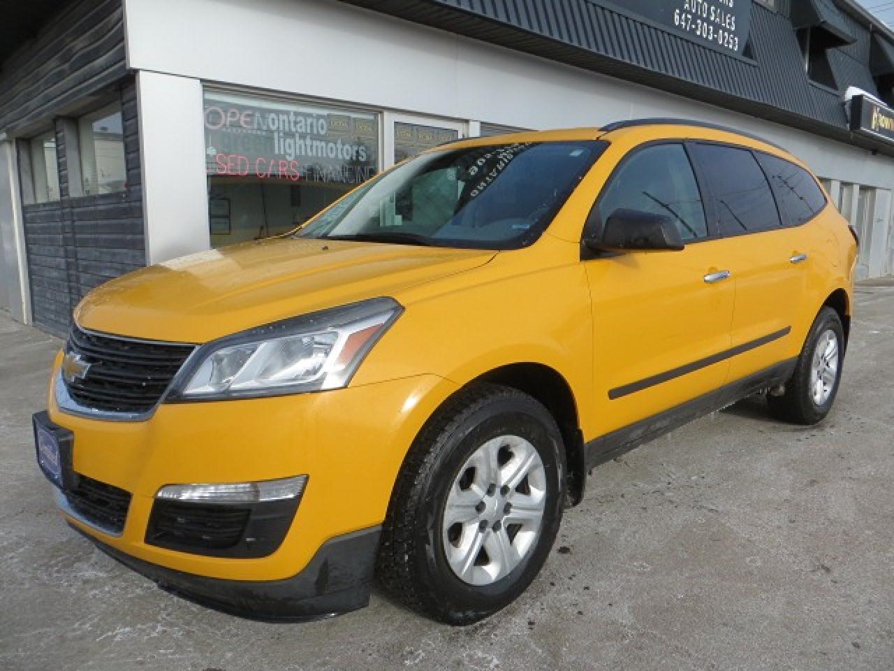 2017 Chevrolet Traverse CERTIFIED, 4WD, 8 PASSENGERS, ONLY 78,000KM Photo