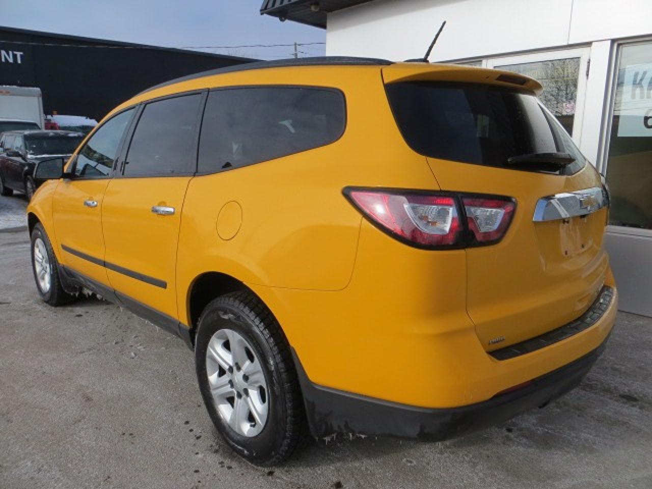 2017 Chevrolet Traverse CERTIFIED, 4WD, 8 PASSENGERS, ONLY 78,000KM Photo4