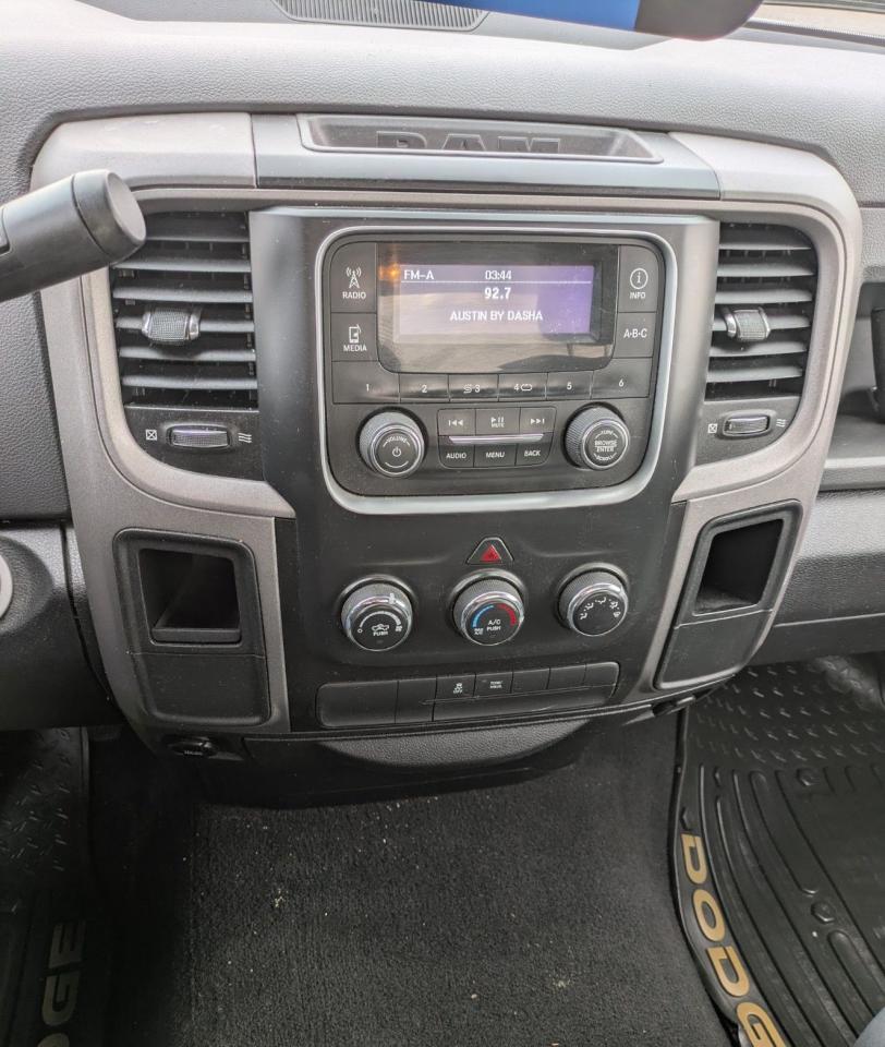 2014 RAM 1500 2WD Reg Cab 120.5" ST - Photo #11