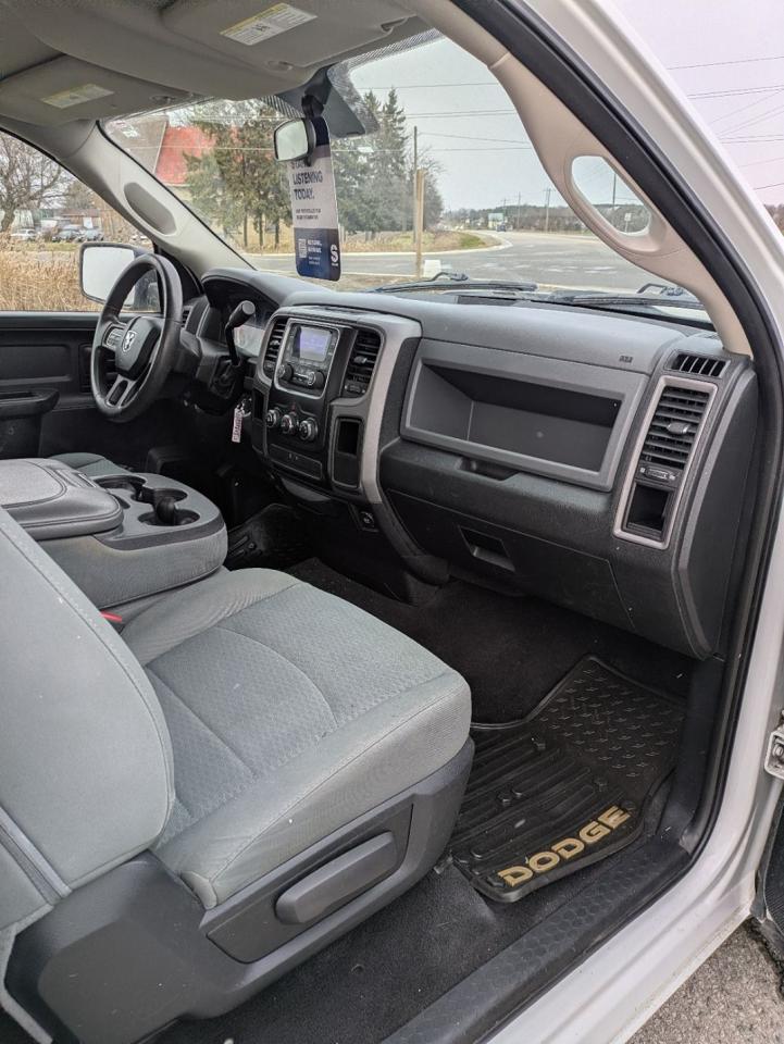 2014 RAM 1500 2WD Reg Cab 120.5" ST - Photo #15