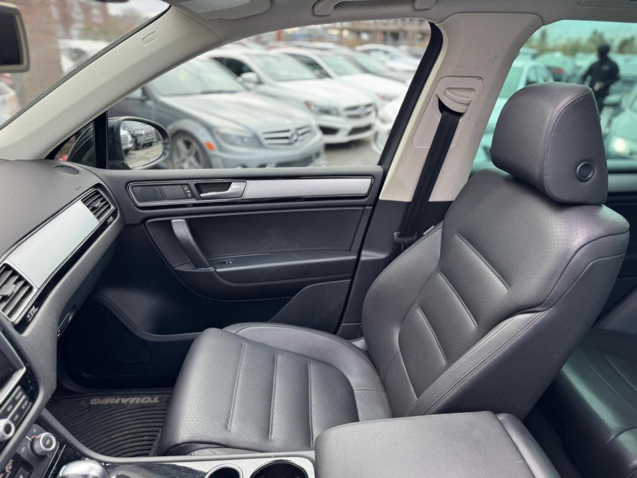 2016 Volkswagen Touareg Sportline - Photo #7