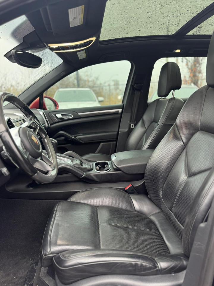 2016 Porsche Cayenne S E-Hybrid - Photo #8