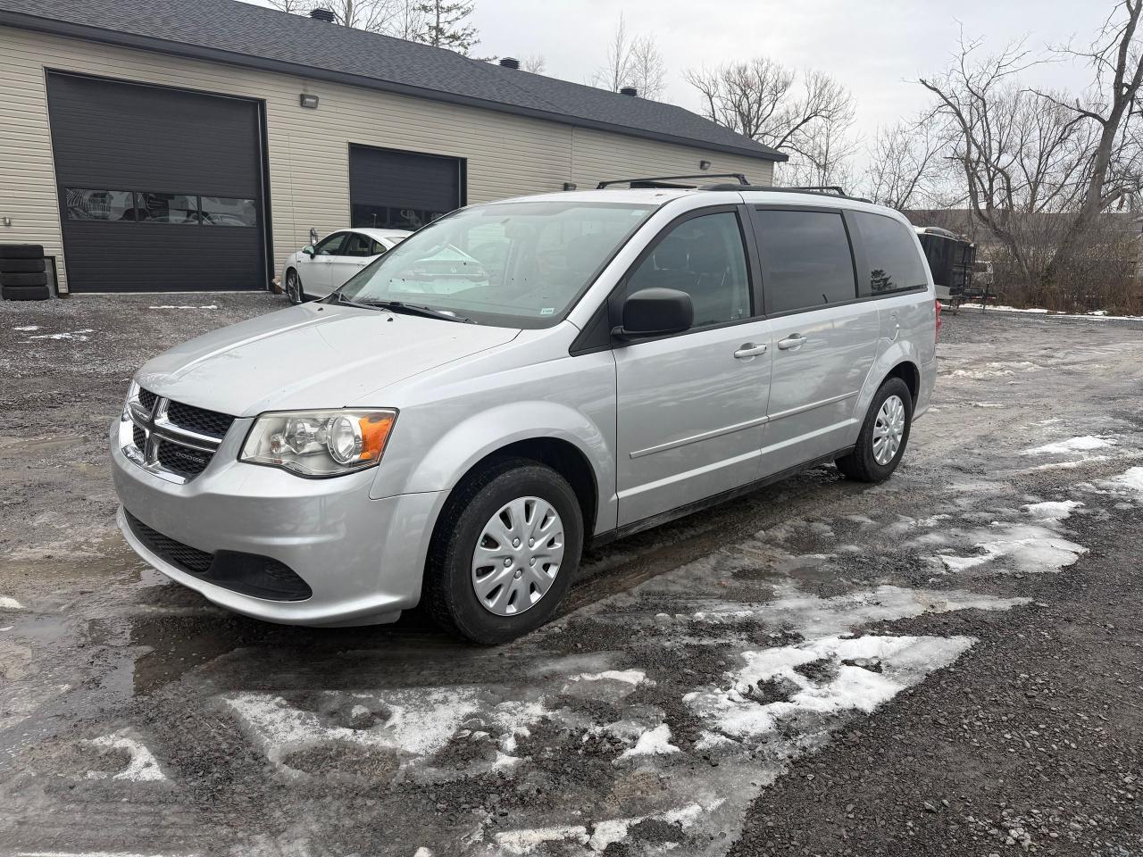 Used 2012 Dodge Grand Caravan SXT for sale in Ottawa, ON