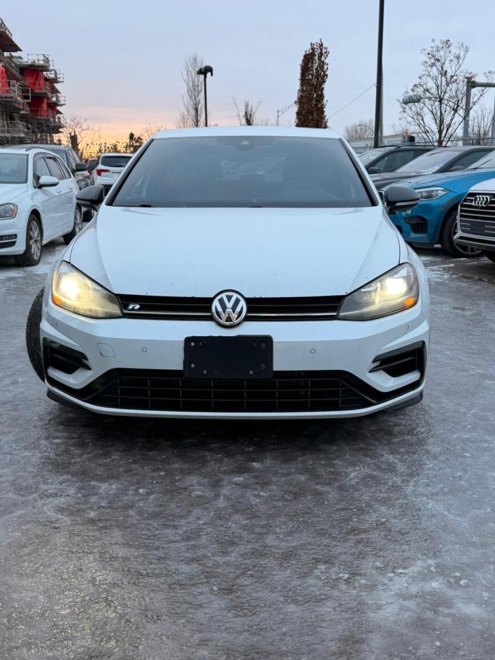 2018 Volkswagen Golf R  - Photo #2