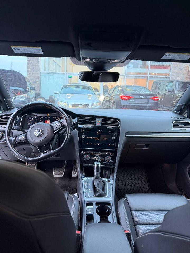 2018 Volkswagen Golf R  - Photo #13