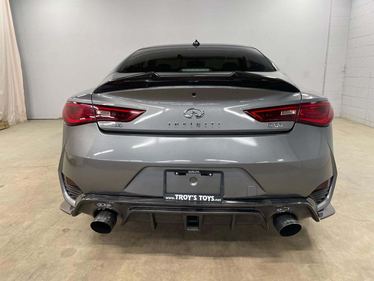 2017 Infiniti Q60 3.0T Premium Photo4