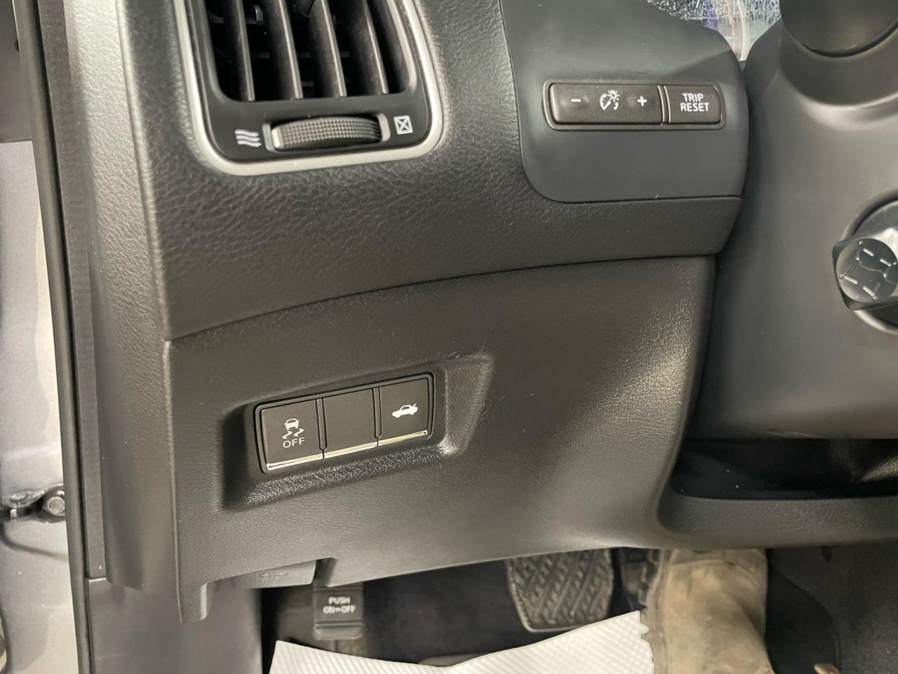 2017 Infiniti Q60 3.0T Premium