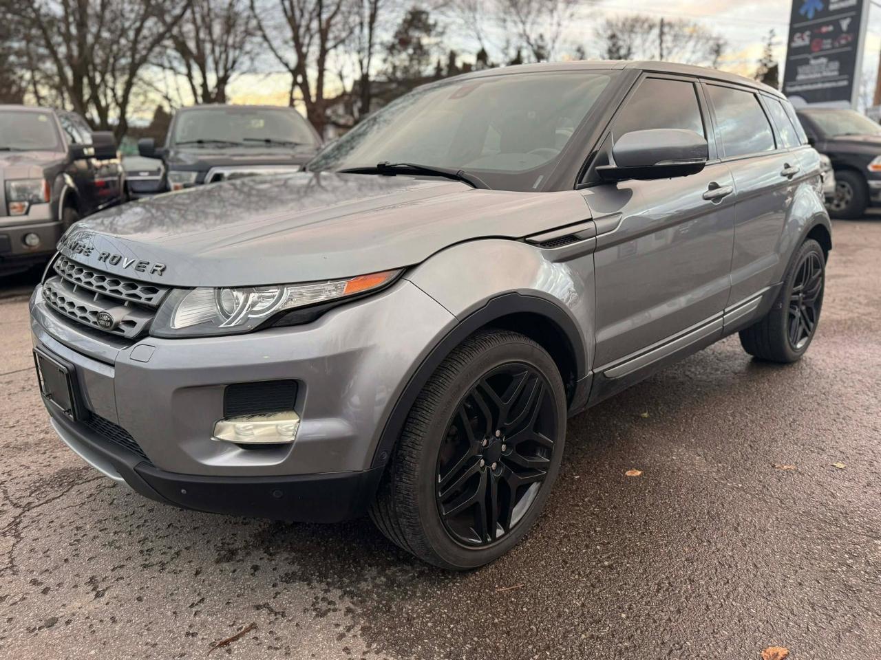 2013 Land Rover Range Rover Evoque Pure Premium Photo2