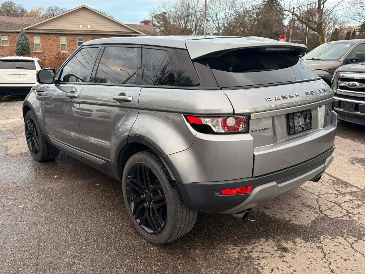 2013 Land Rover Range Rover Evoque Pure Premium Photo4