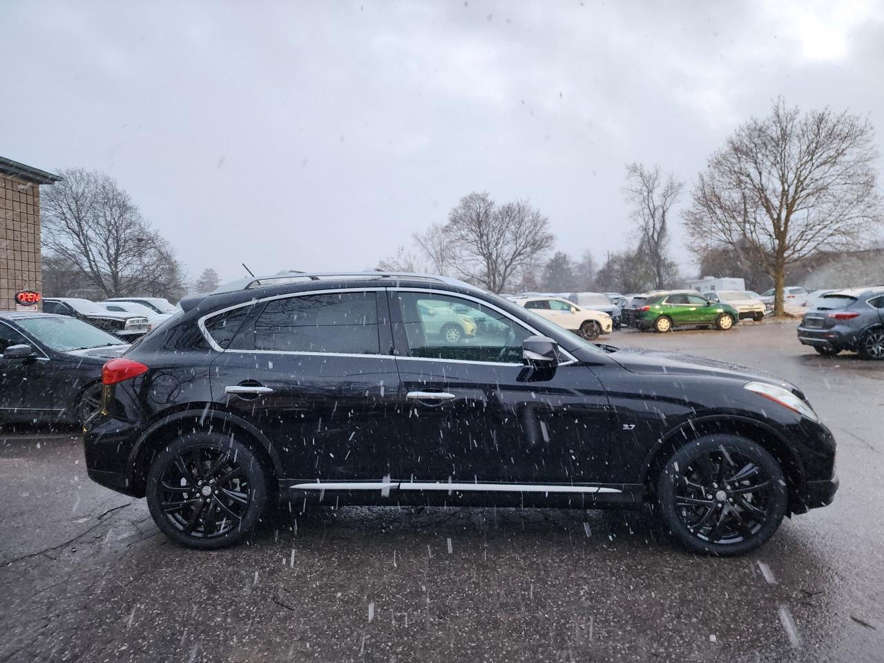 2016 Infiniti QX50 PREMIUM l Clean Carfax l NAV l AWD l Heated Seats Photo4