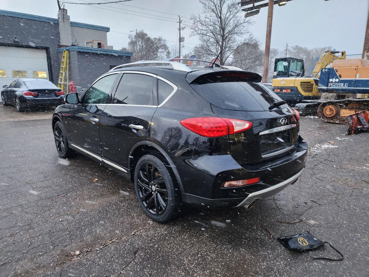 2016 Infiniti QX50 PREMIUM l Clean Carfax l NAV l AWD l Heated Seats - Photo #7