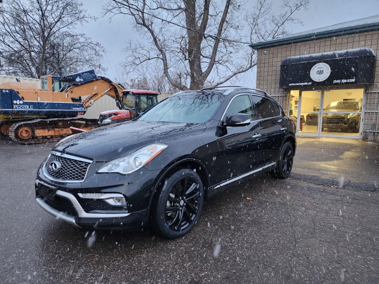 2016 Infiniti QX50 PREMIUM l Clean Carfax l NAV l AWD l Heated Seats