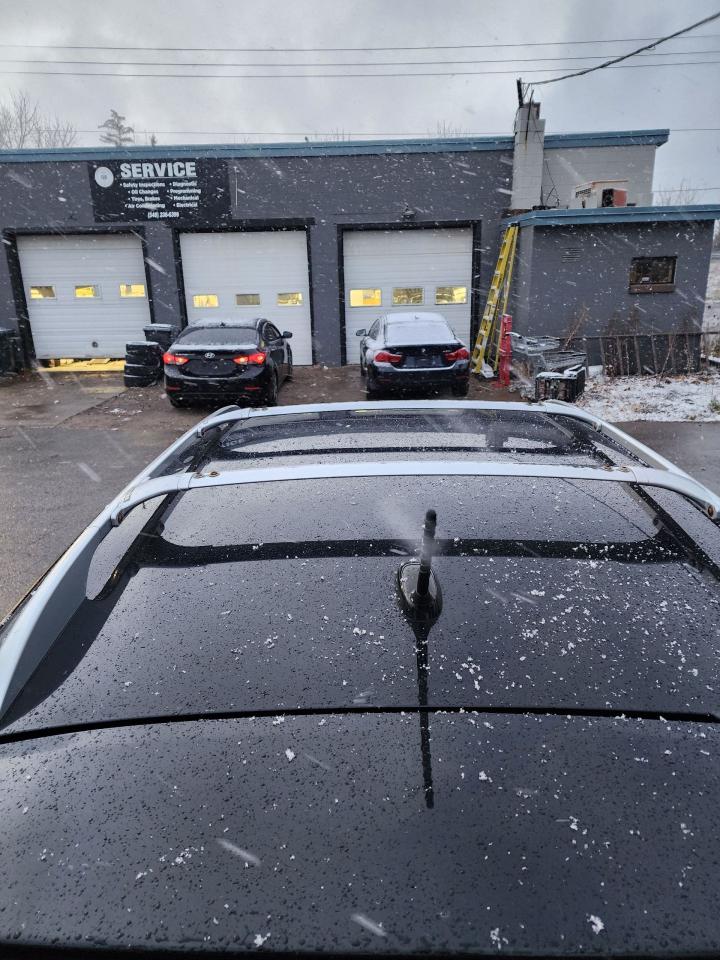 2016 Infiniti QX50 PREMIUM l Clean Carfax l NAV l AWD l Heated Seats - Photo #9