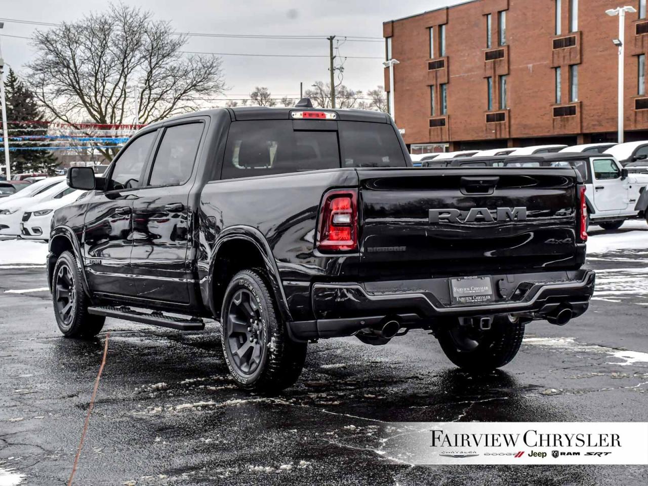 2025 RAM 1500 Big Horn DUAL PANO ROOF   12 SCREEN   SIDE STEPS Photo3