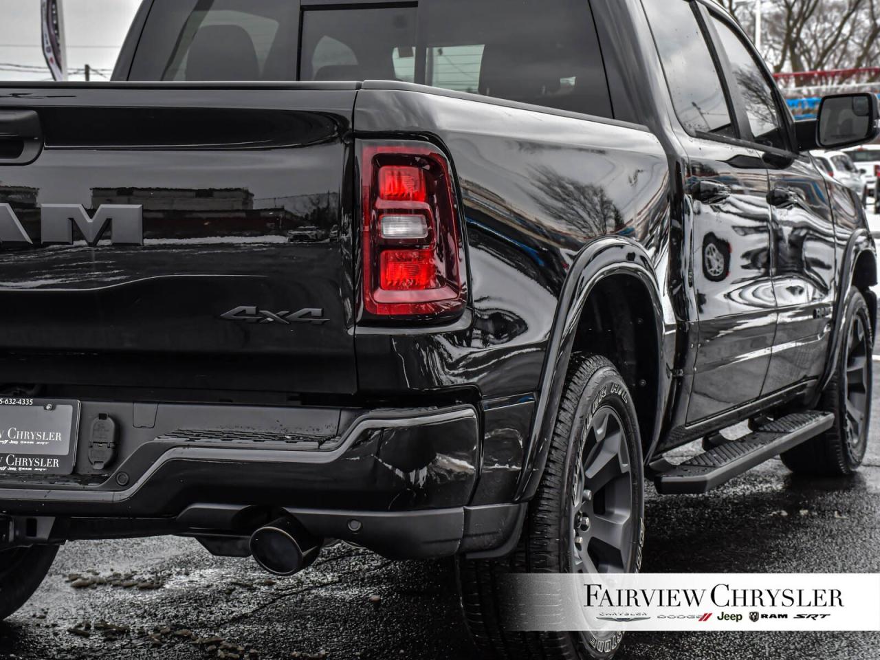 2025 RAM 1500 Big Horn DUAL PANO ROOF   12 SCREEN   SIDE STEPS Photo