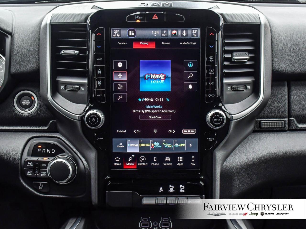 2025 RAM 1500 Big Horn DUAL PANO ROOF   12 SCREEN   SIDE STEPS Photo