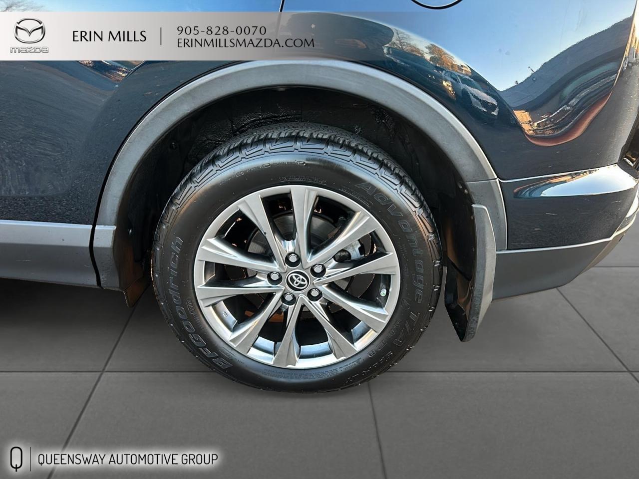 2017 Toyota RAV4 Hybrid Limited Photo