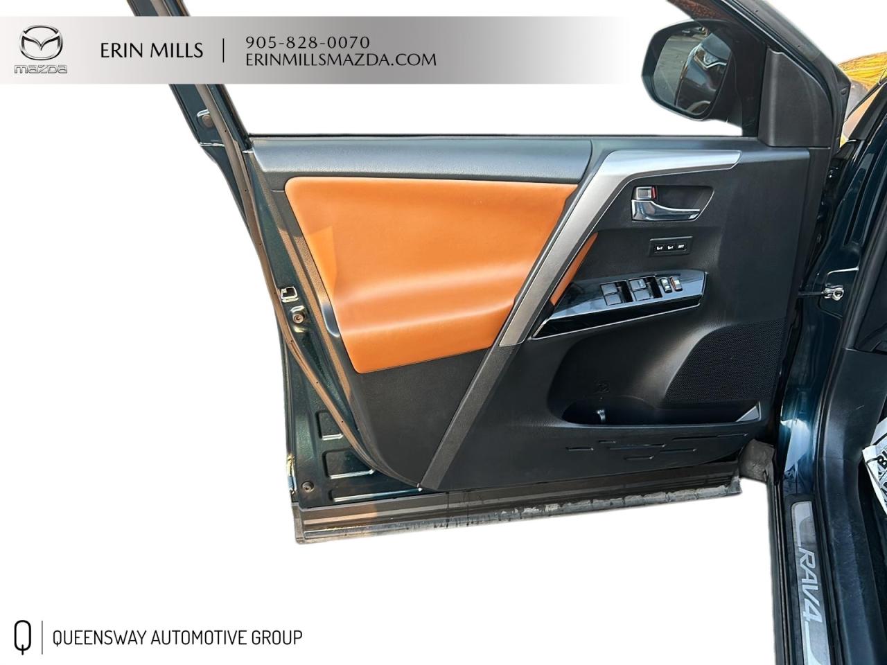 2017 Toyota RAV4 Hybrid Limited Photo