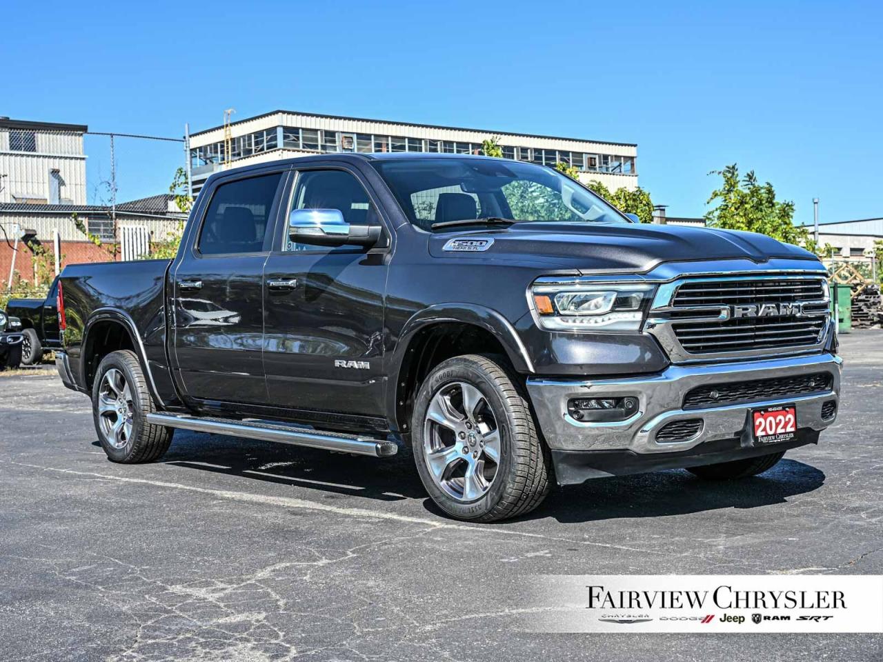 2022 RAM 1500 Laramie 3.92 REAR AXLE   12' SCREEN   CARPLAY   HE Photo