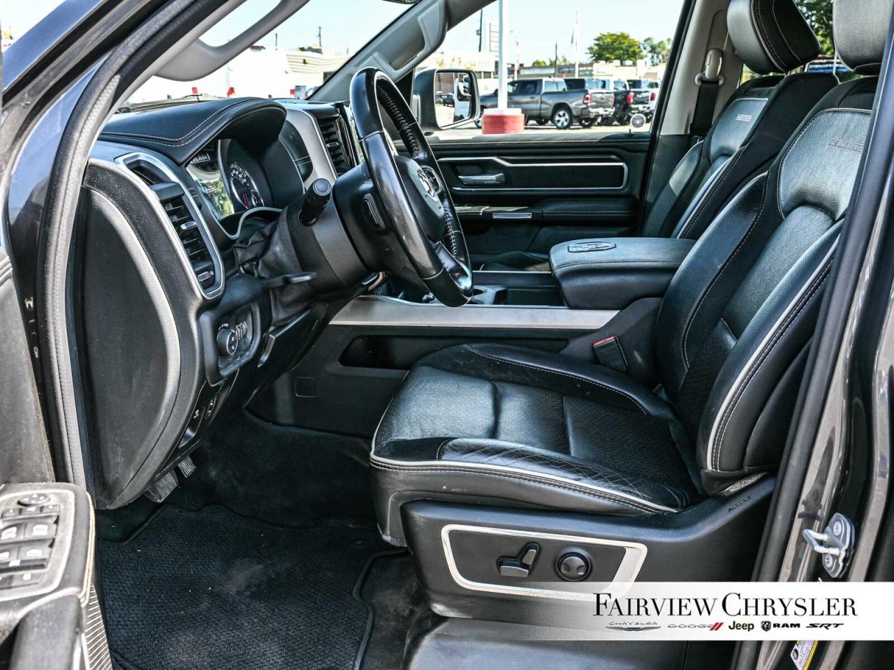 2022 RAM 1500 Laramie 3.92 REAR AXLE   12' SCREEN   CARPLAY   HE Photo