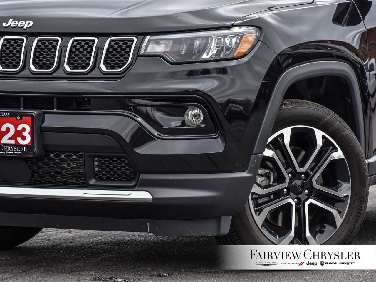 2023 Jeep Compass Limited LEAHTER   AWD   BLIND SPOT   CARPLAY   CLE Photo