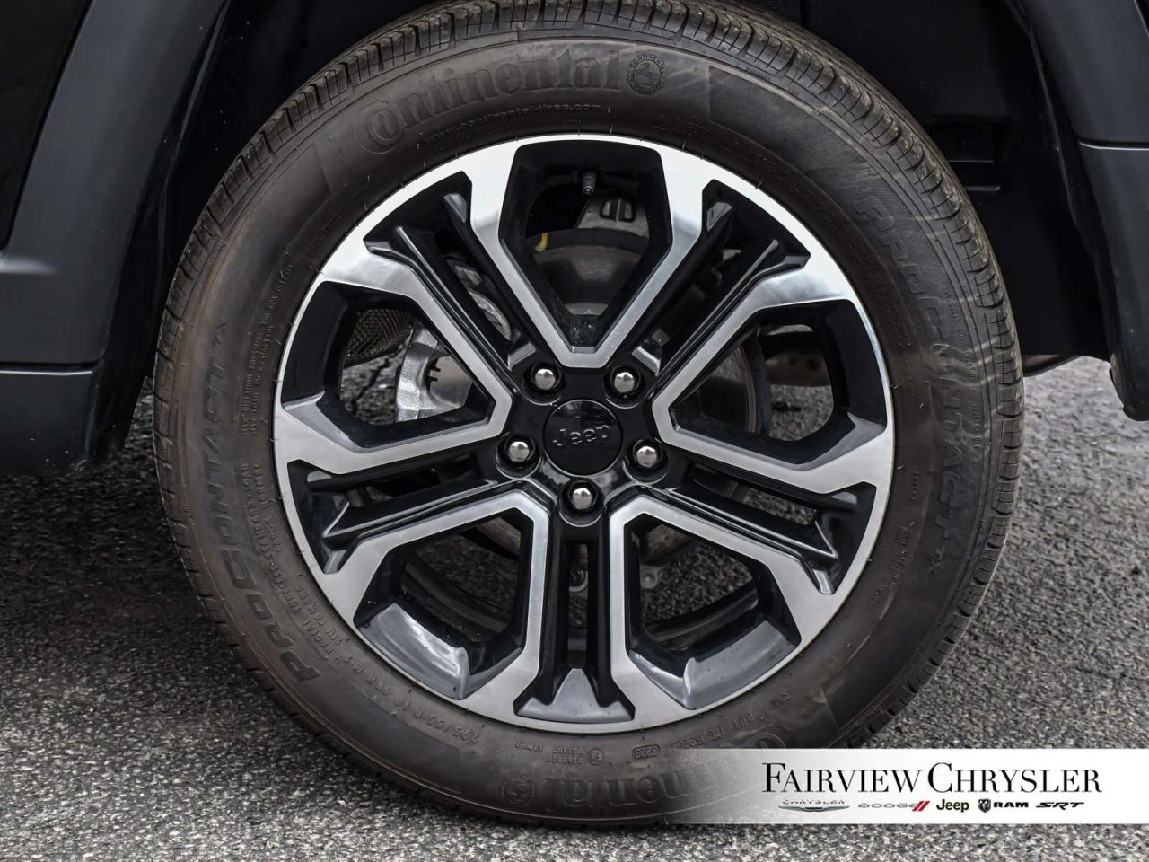 2023 Jeep Compass Limited LEAHTER   AWD   BLIND SPOT   CARPLAY   CLE Photo