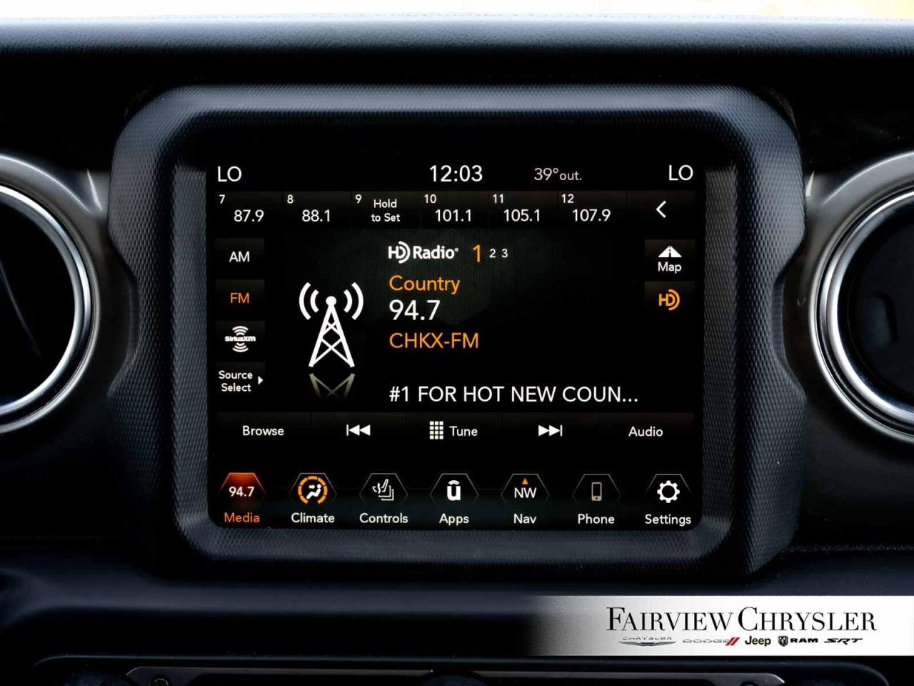 2023 Jeep Wrangler Sahara HEATED SEATS   REMOTE START   HEATED STEERI Photo