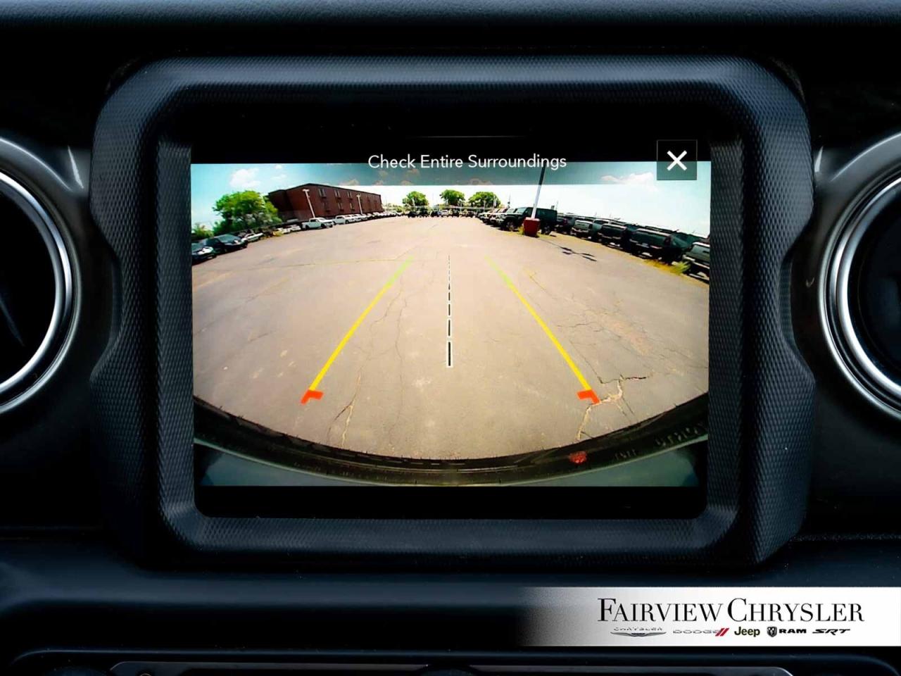 2023 Jeep Wrangler Sahara HEATED SEATS   REMOTE START   HEATED STEERI Photo