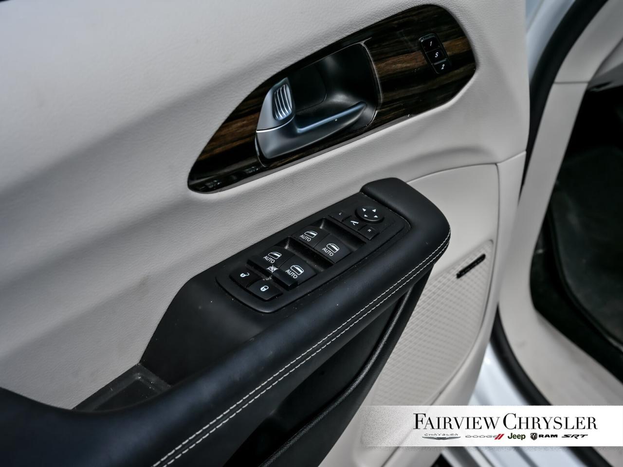 2024 Chrysler Pacifica Limited PANO ROOF   DVD PLAYER   TRAILER TOW   HAR Photo