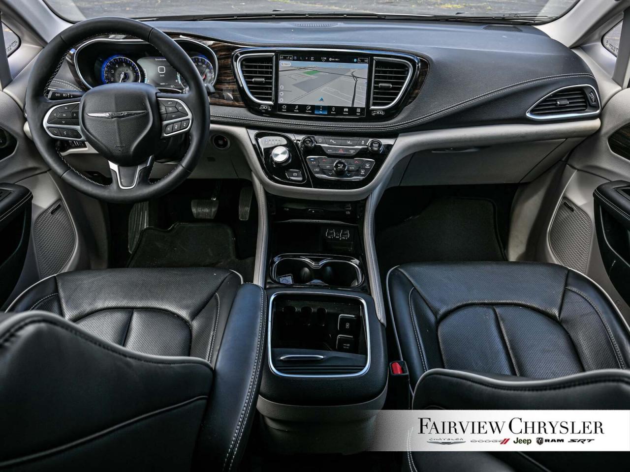 2024 Chrysler Pacifica Limited PANO ROOF   DVD PLAYER   TRAILER TOW   HAR Photo