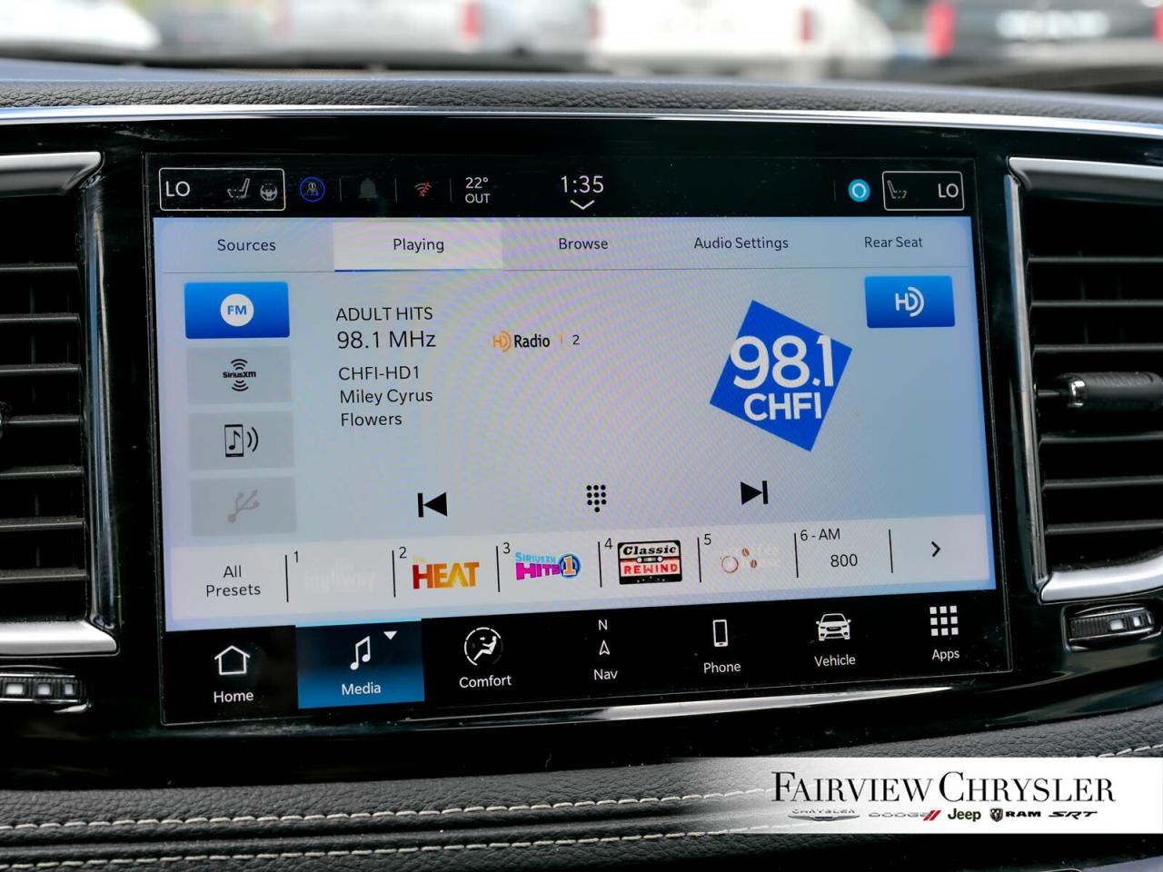 2024 Chrysler Pacifica Limited PANO ROOF   DVD PLAYER   TRAILER TOW   HAR Photo