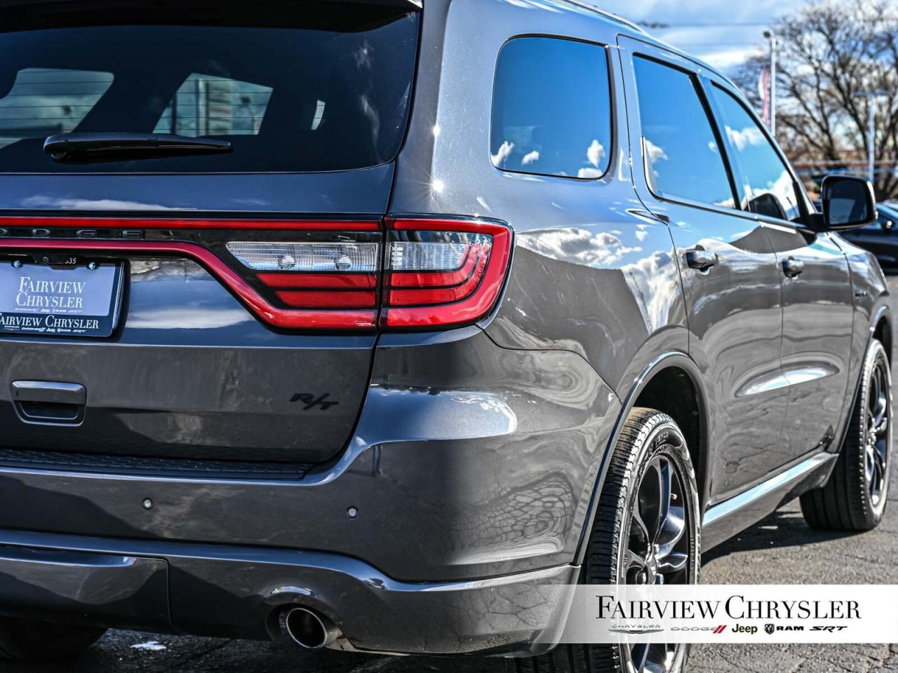 2023 Dodge Durango R/T PLUS   BLACK TOP   RED LEATHER   SUNROOF   CAR Photo