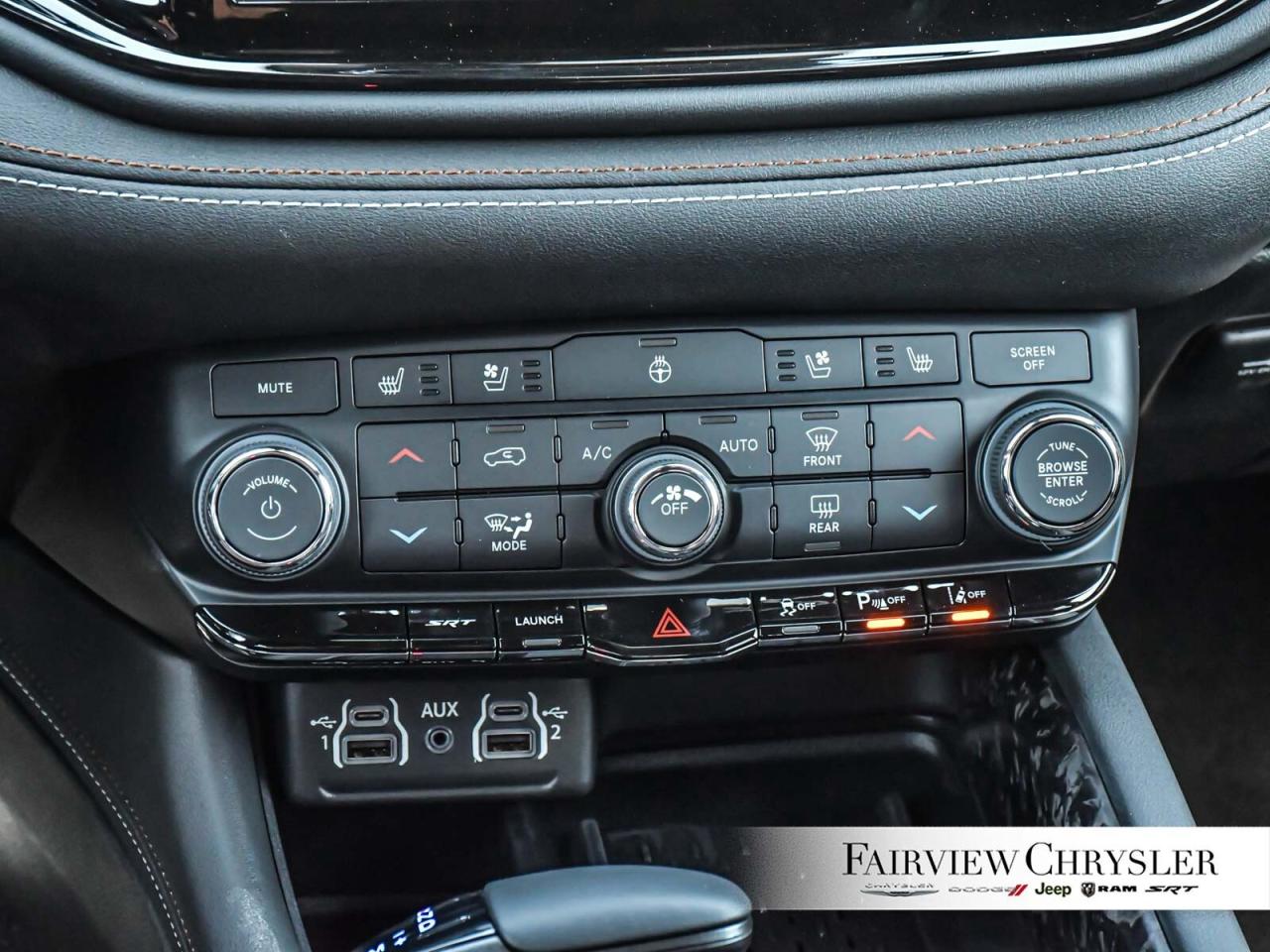 2025 Dodge Durango SRT Hellcat HELLCAT   NO LUX TAX   TOP OF THE LINE Photo