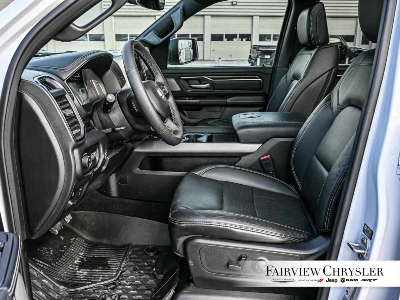 2025 RAM 1500 Sport PANORAMIC ROOF   LEATHER   NAV   3.92 REAR A Photo