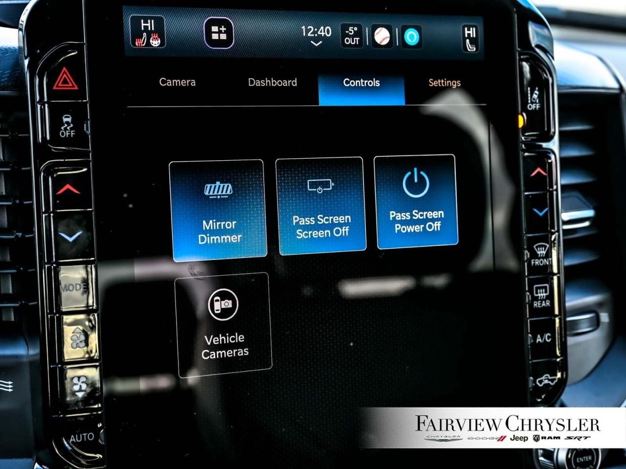 2025 RAM 1500 Sport PANORAMIC ROOF   LEATHER   NAV   3.92 REAR A Photo