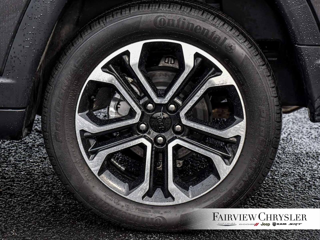 2024 Jeep Compass Limited LIMITED   BLIND SPOT   CLEAN CARFAX   POWE Photo