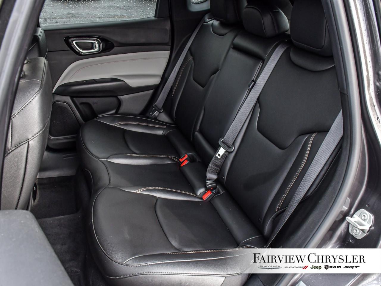 2024 Jeep Compass Limited LIMITED   BLIND SPOT   CLEAN CARFAX   POWE Photo