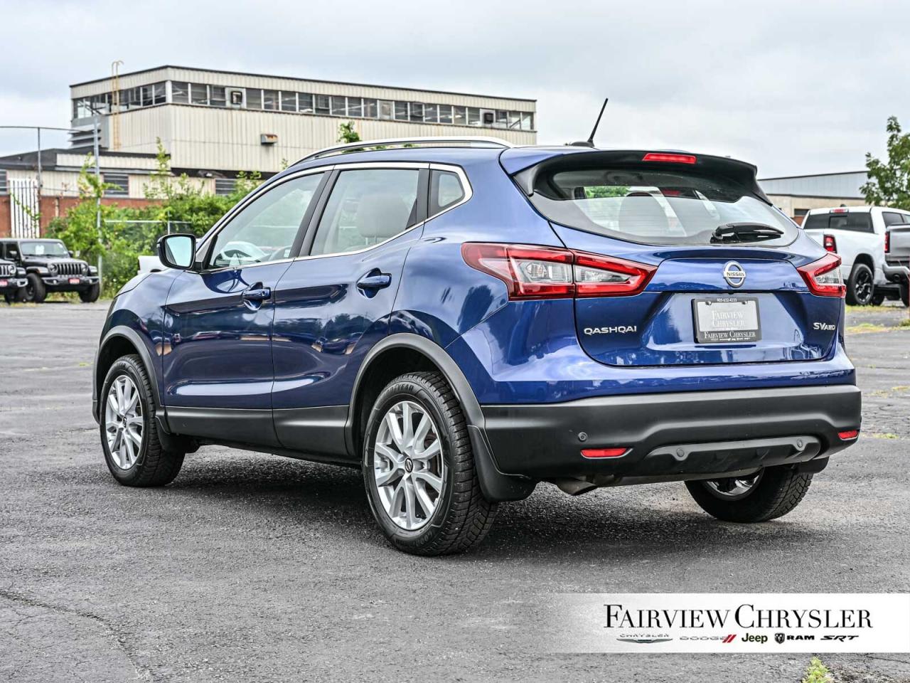 2023 Nissan Qashqai SV CARPLAY   HEATED SEATS   REMOTE START   BLIND S Photo3