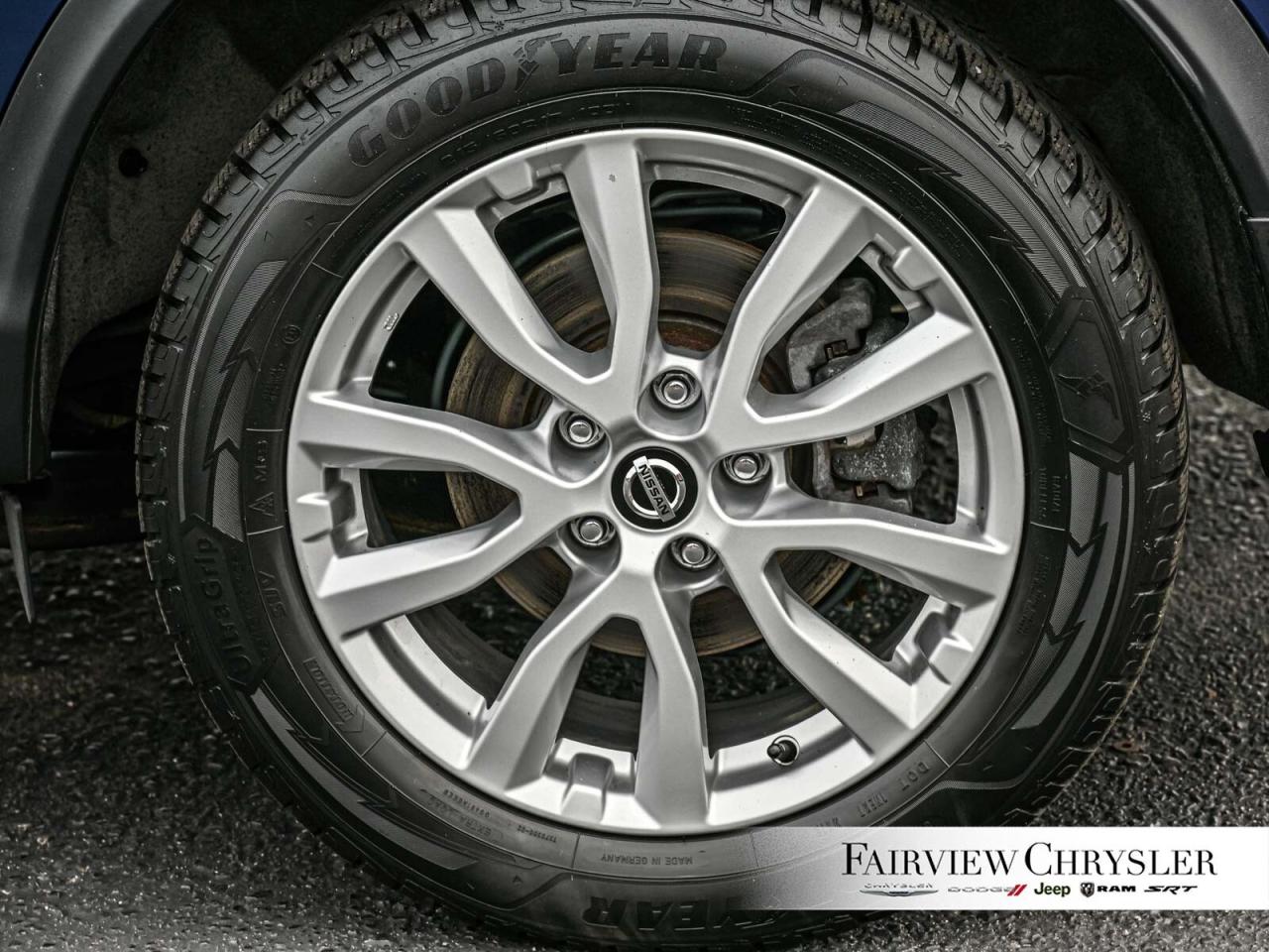 2023 Nissan Qashqai SV CARPLAY   HEATED SEATS   REMOTE START   BLIND S Photo