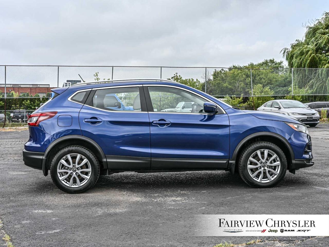 2023 Nissan Qashqai SV CARPLAY   HEATED SEATS   REMOTE START   BLIND S Photo