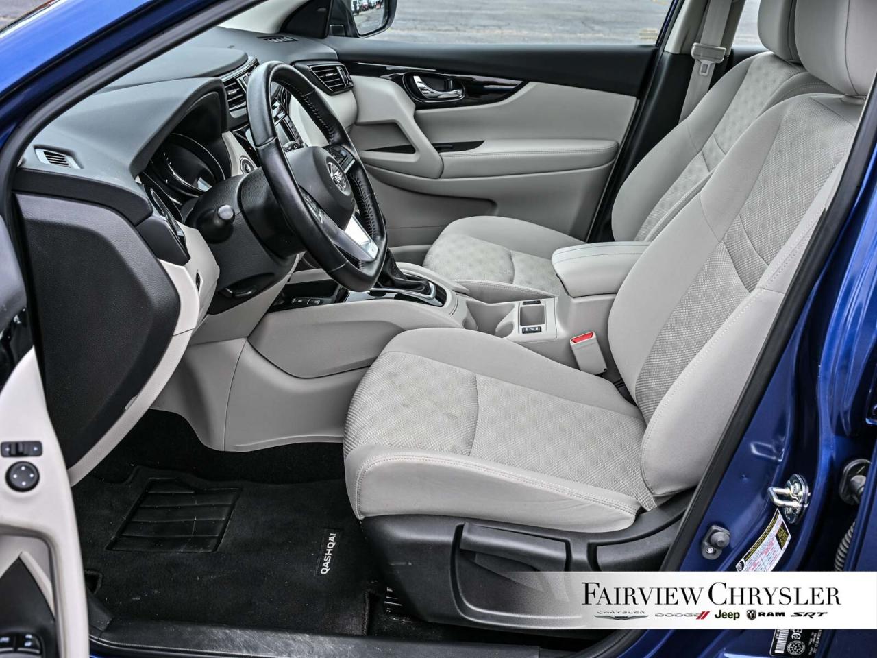 2023 Nissan Qashqai SV CARPLAY   HEATED SEATS   REMOTE START   BLIND S Photo