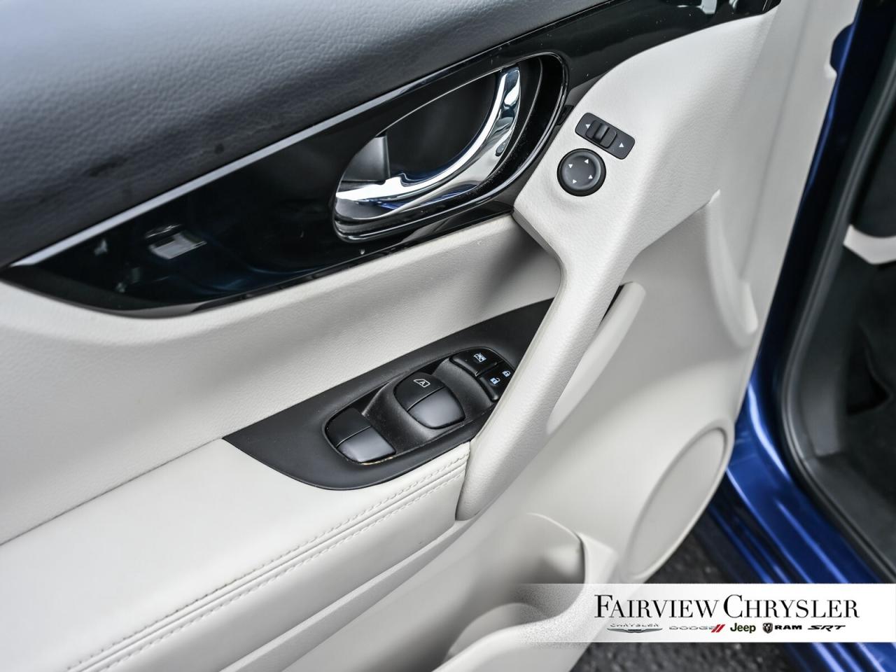 2023 Nissan Qashqai SV CARPLAY   HEATED SEATS   REMOTE START   BLIND S Photo