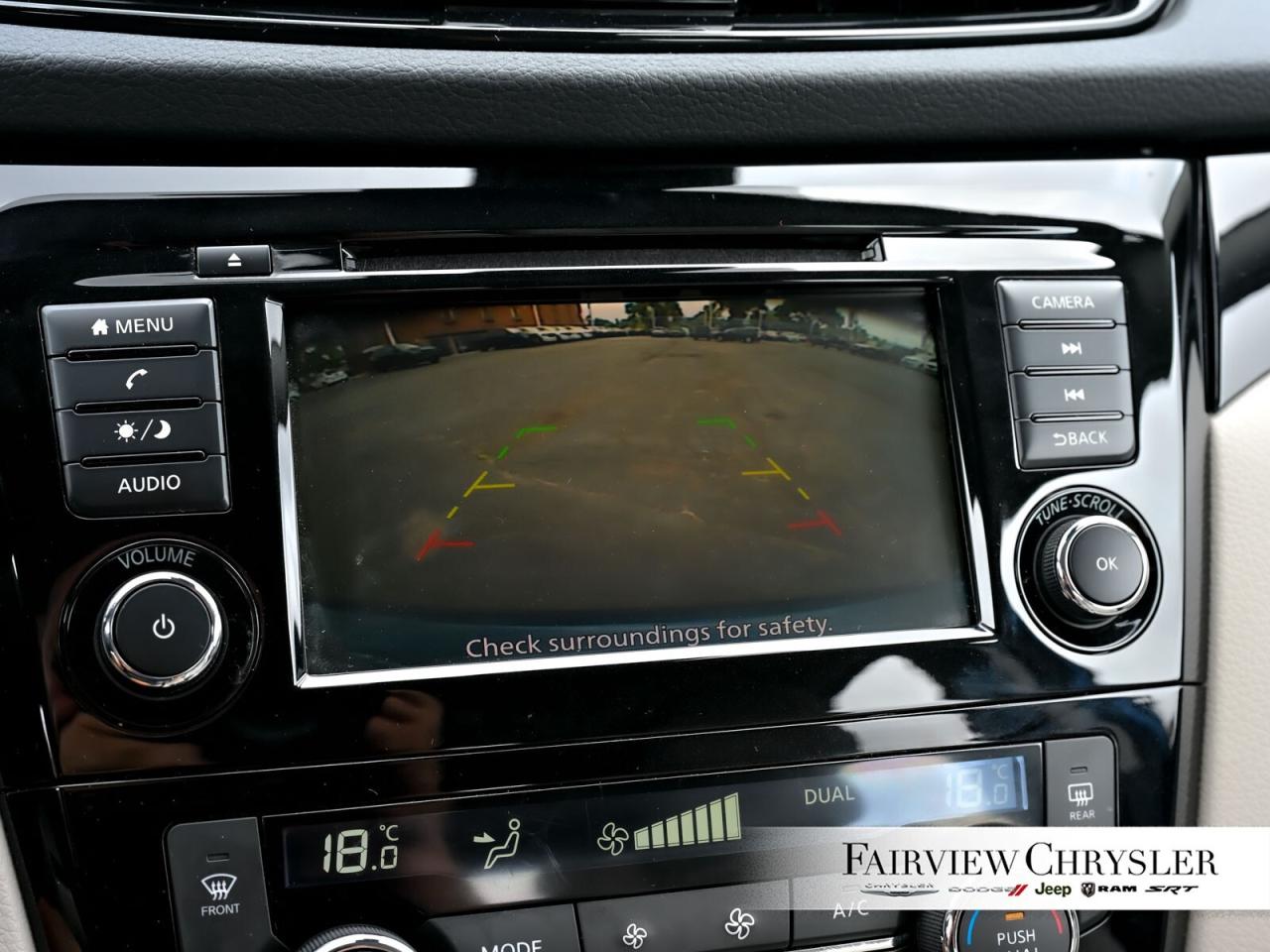 2023 Nissan Qashqai SV CARPLAY   HEATED SEATS   REMOTE START   BLIND S Photo