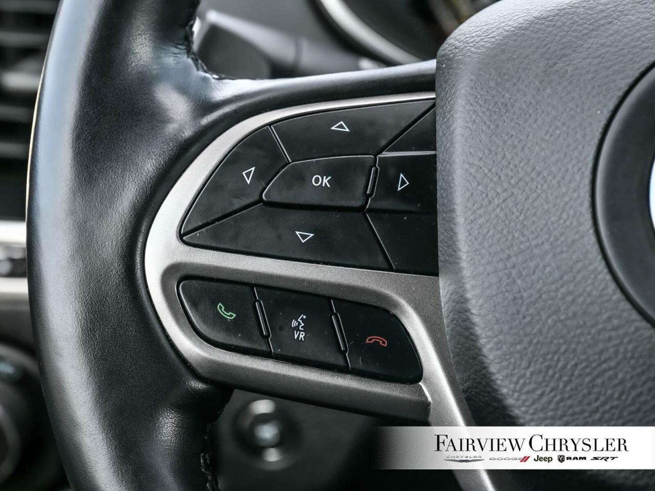 2021 Jeep Cherokee Limited HIGH ALTITUDE   BLIND SPOT   CARPLAY Photo