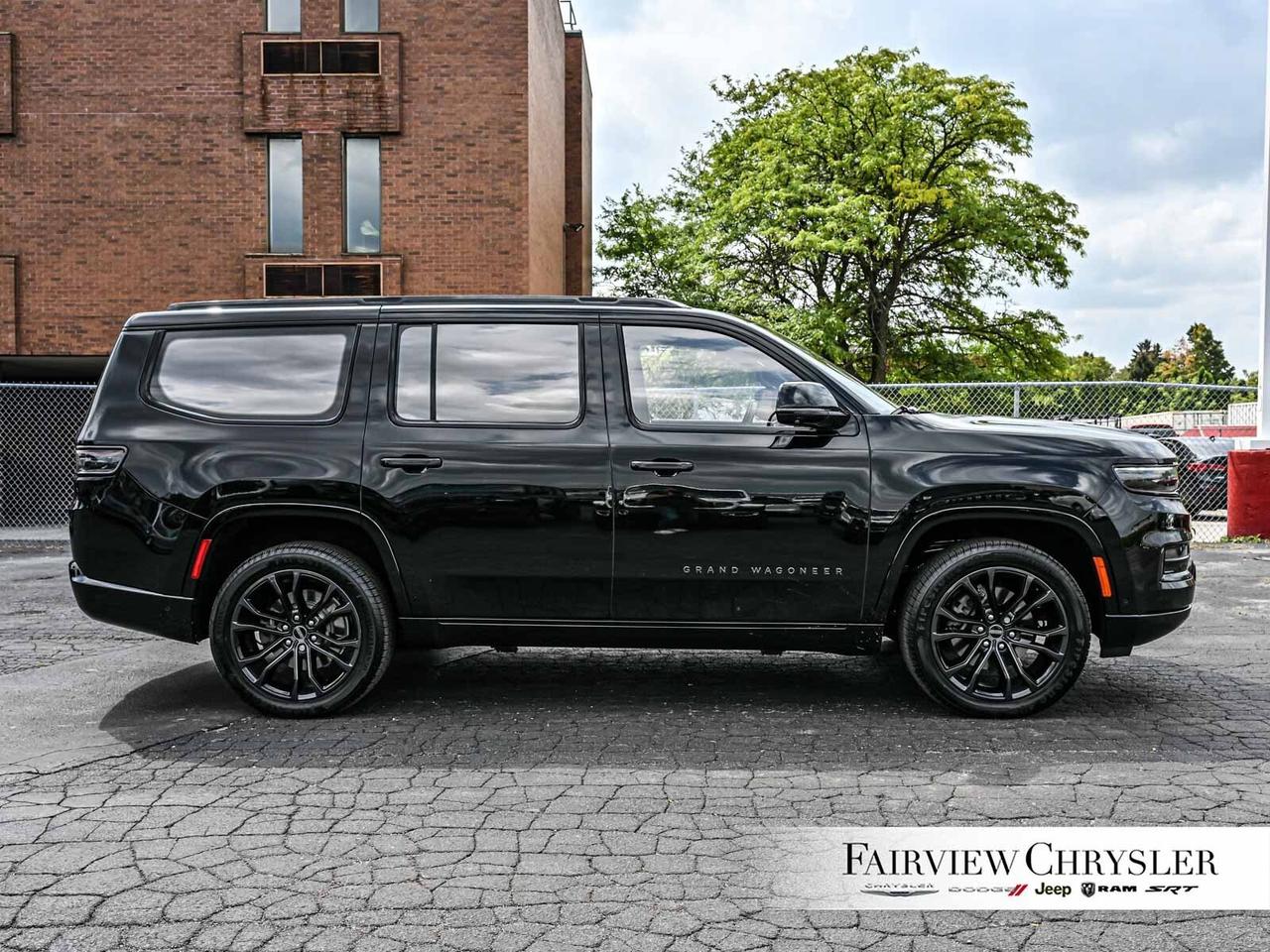 2022 Jeep Grand Wagoneer Series II OBSIDIAN   6.4L HEMI   NIGHT VISION   HE Photo